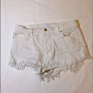 Shorty shorts